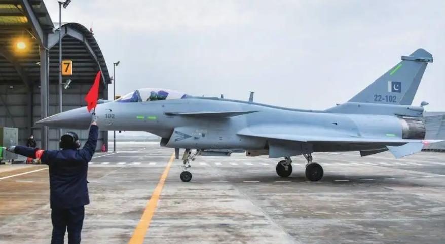 巴基斯坦买了中国哪些装备,巴基斯坦买中国装备