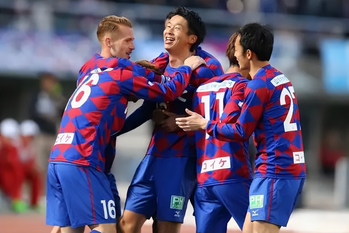 日职鹿岛鹿角对磐田喜悦录像,横滨水手1-0磐田喜悦