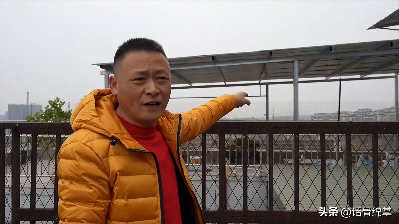 自建房楼顶搭棚属于违法行为吗,楼顶搭建棚需要居民同意么