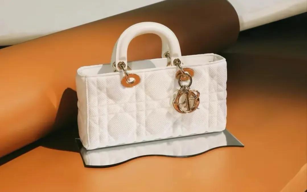 一家中古奢侈品店里的人生06集,一家中古奢侈品店里的人生