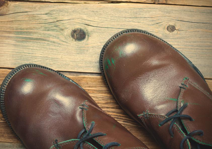 鞋子上的污渍总洗不掉?学会了这3招,从此不去洗鞋店花冤枉钱