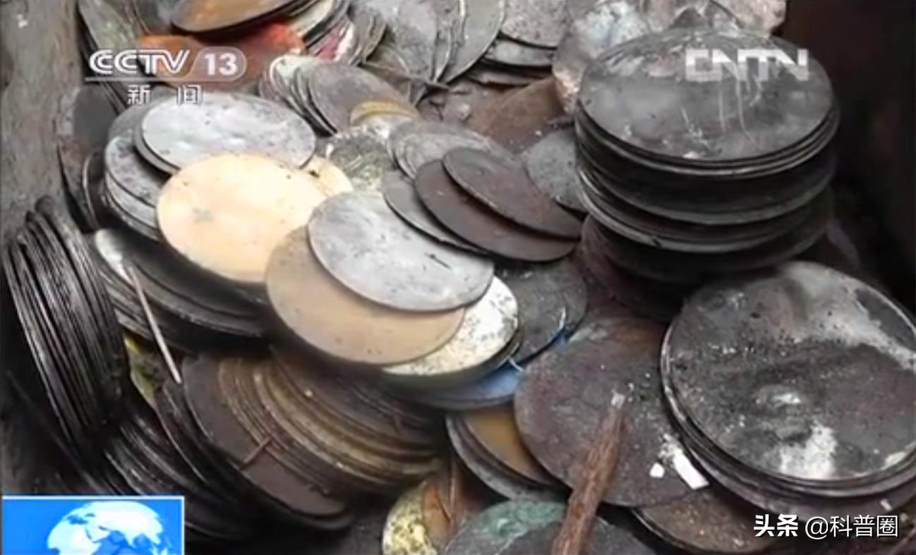 央视曝光废油桶铁锅,家用铁锅竟成夺命锅