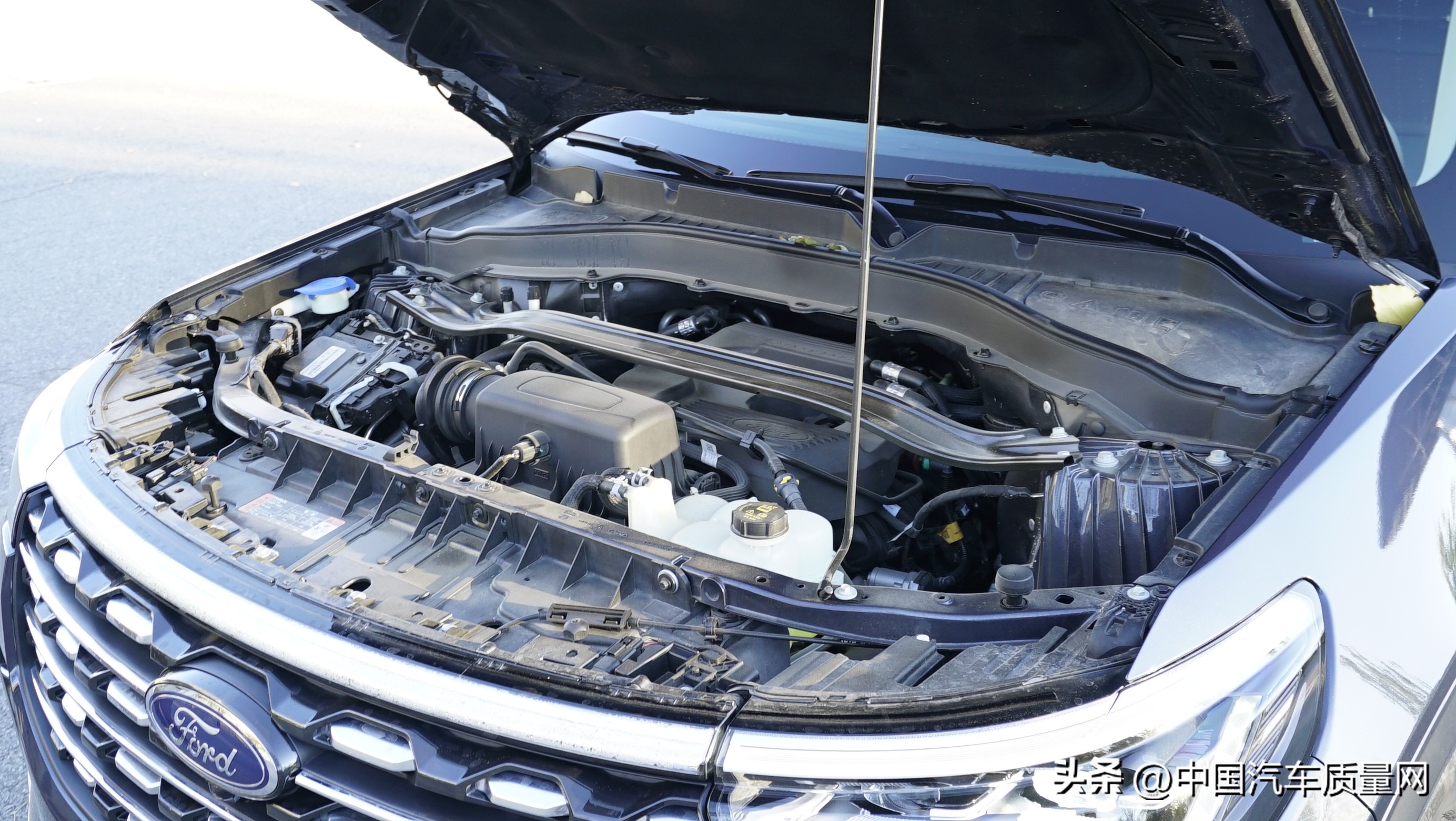 试驾长安福特探险者2023新款,太平洋汽车试驾全新福特探险者