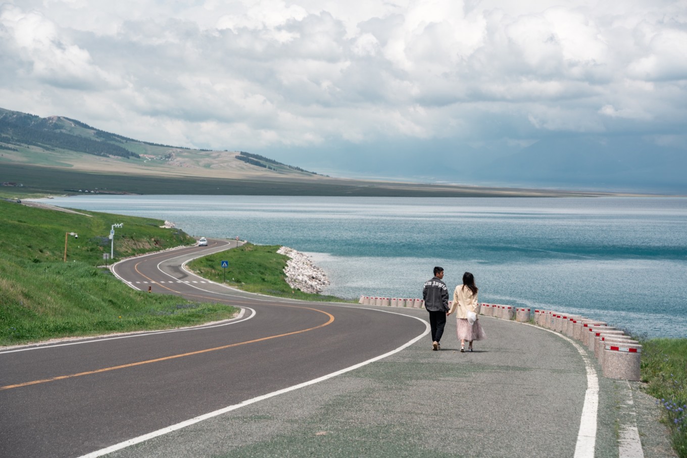 去新疆发现伊犁的美,世界之美尽在伊犁