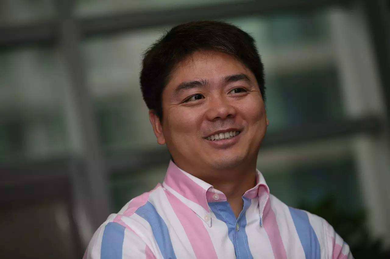 电商ceo排名刘强东黄峥,黄峥和刘强东为什么都退出电商