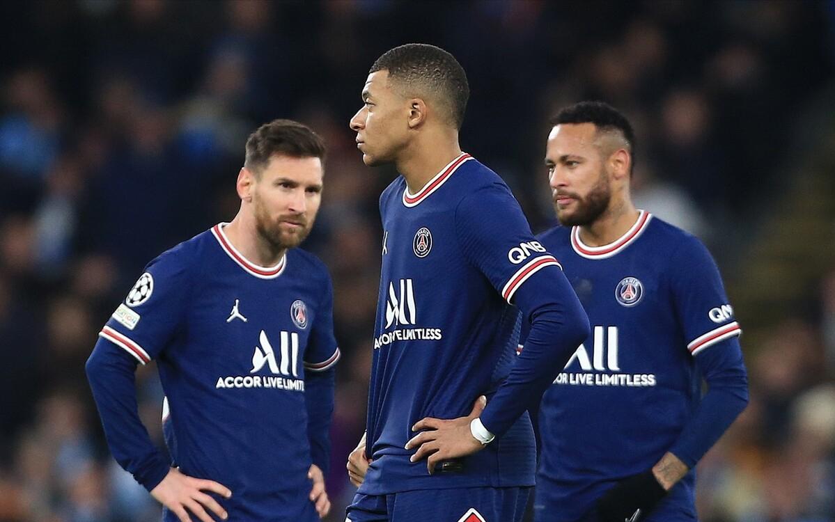 尹波鲁能颁奖典礼视频,尹波亚冠