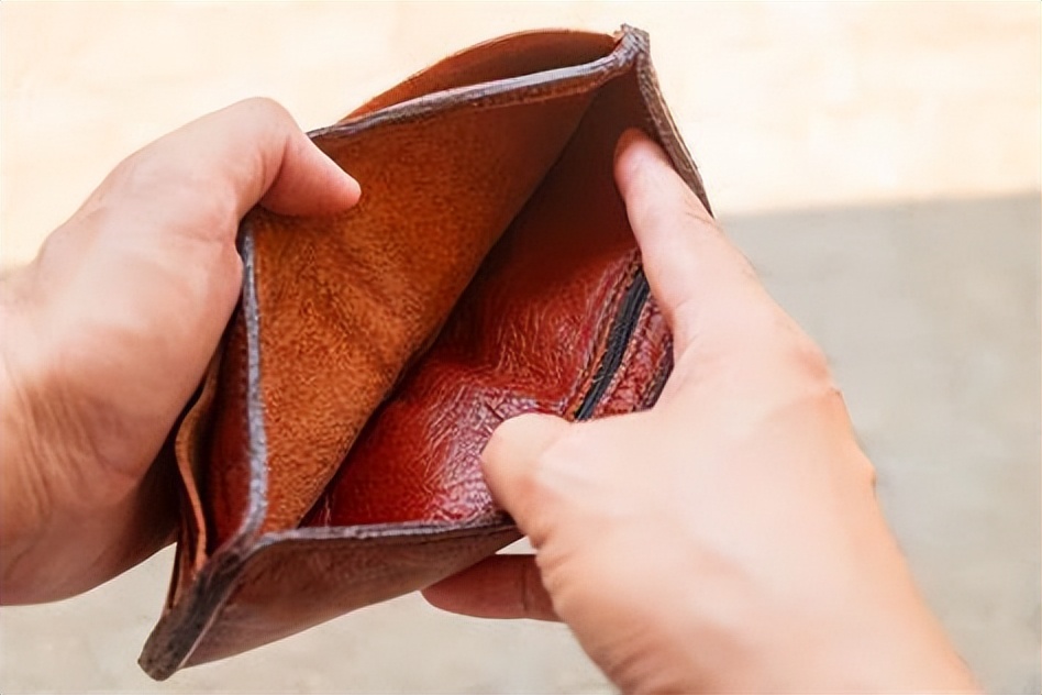 湖南小伙发现彩票,小伙利用彩票获利80亿