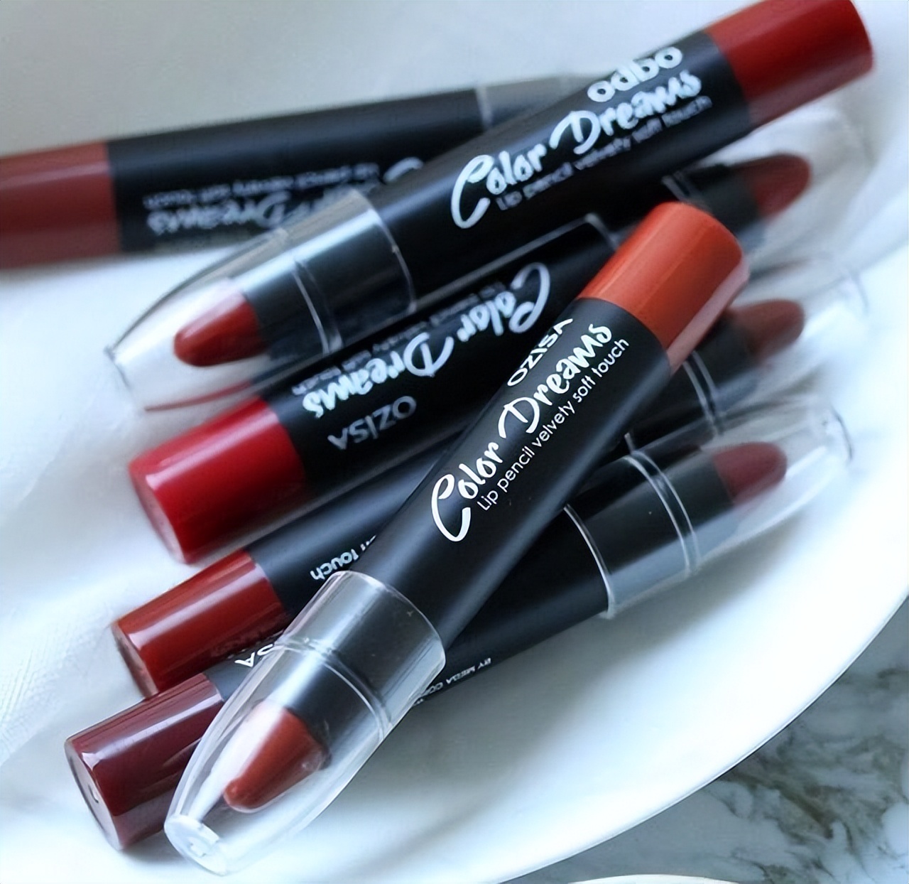 口红推荐滋润不拔干大牌适合黄皮,大牌口红日常百搭推荐