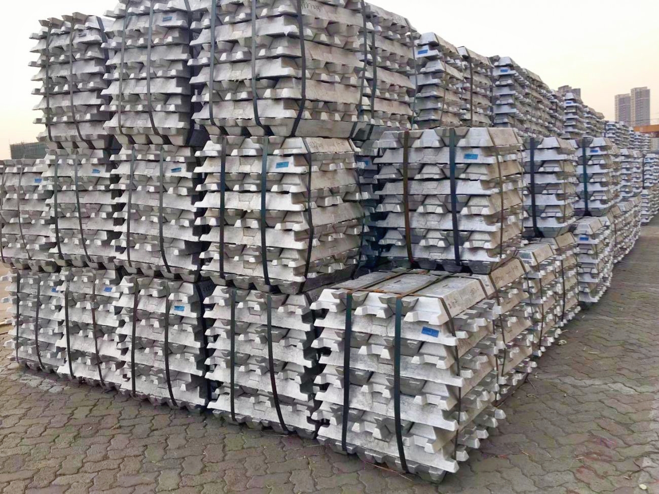 铝雪平锅有危害吗,不绣钢铝制雪平锅对人有害吗