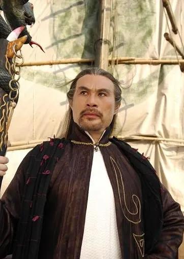 璁捐甯堟湇瑁呭搧鐗岄箙缁掓湇,楂樼璁捐甯堝搧鐗屼紤闂叉湇