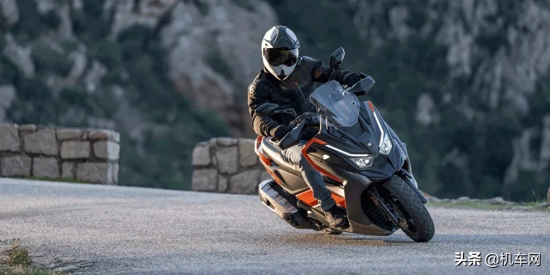 踏板300cc摩托车怎么选,350cc踏板怎么选