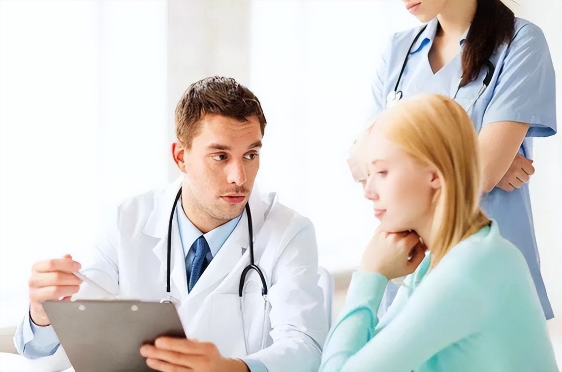 女性有异味发臭怎么回事,女性下部发臭有异味怎么办