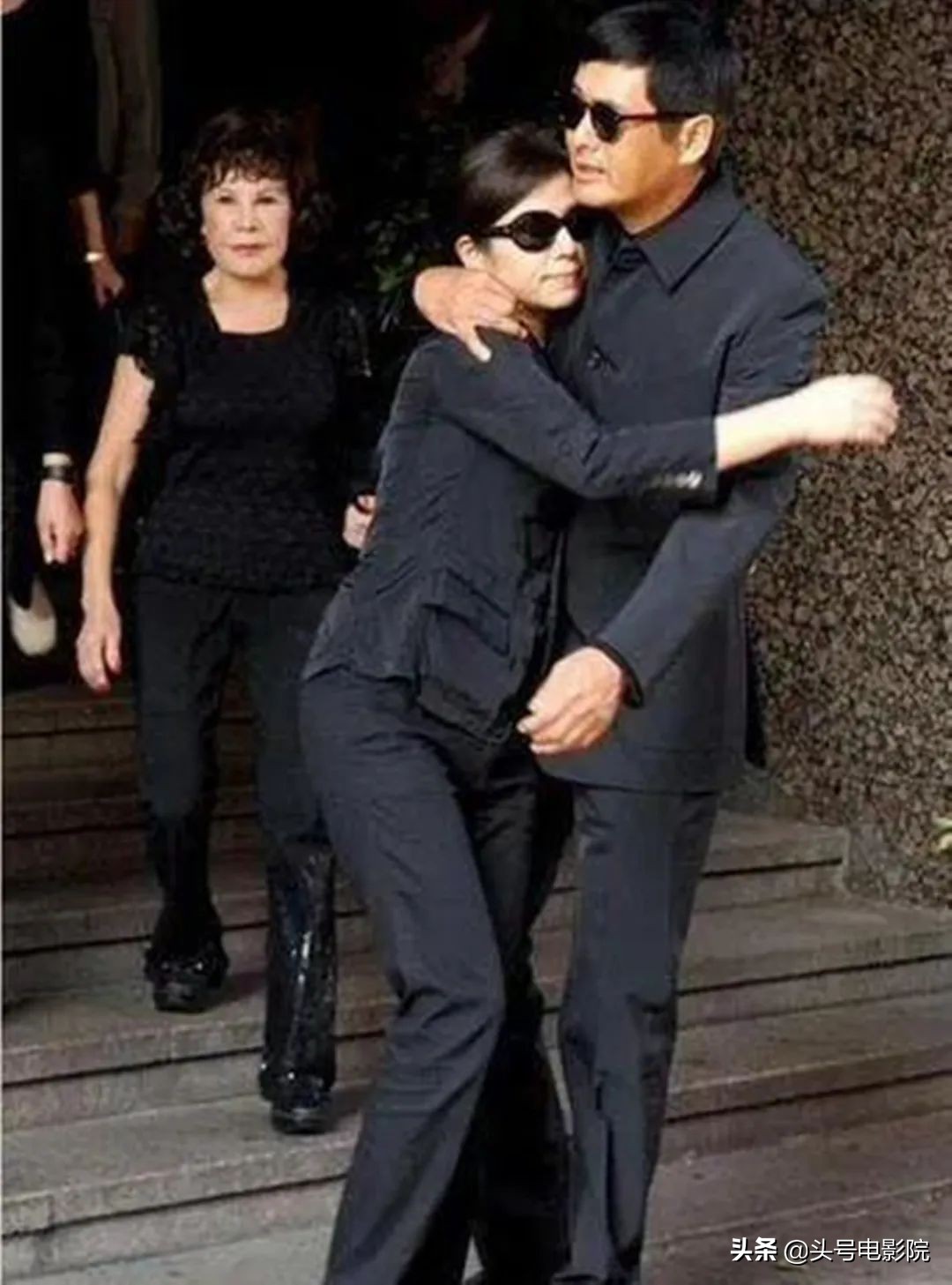 香港41岁未婚的四大美女,香港四大美女情路坎坷唯她幸福