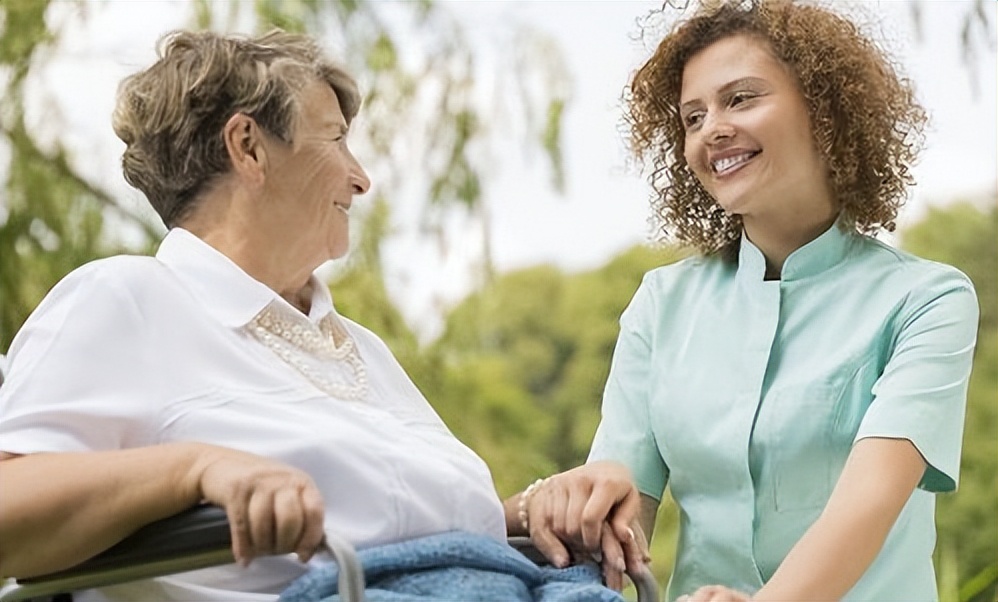 老年人怎样的生活才快乐,老年人怎么过生活才有意义