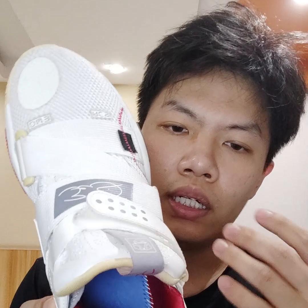 球鞋底为什么会发出滋滋的声音,球鞋脱胶中底异响怎么办