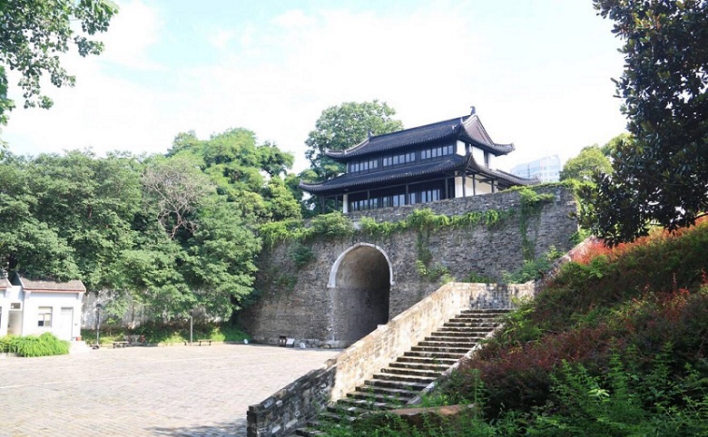 南京免费景点排行榜前十名,南京旅游年卡免费景点一览表