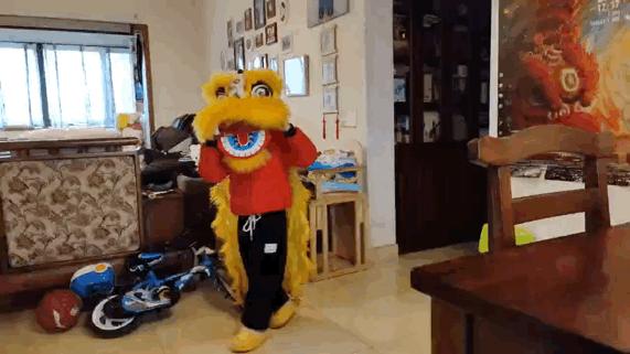 电影雄狮少年惹争议,雄狮少年张苗争议