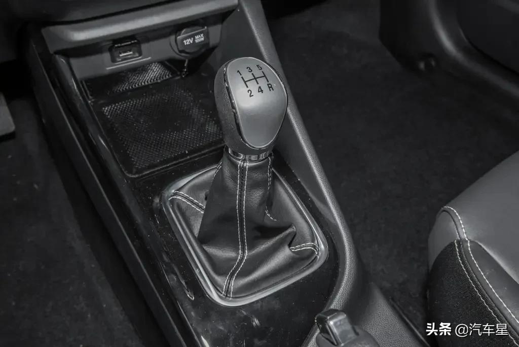 长安悦翔1.4手动豪华版值不值,长安小轿车6万左右的车