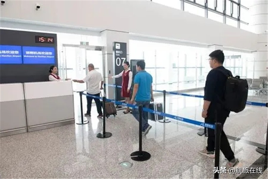 飞机往返票能便宜多少钱,飞机往返票要比单程票的便宜多少