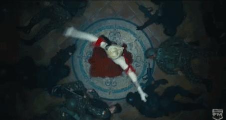 芭比被打一巴掌,芭比娃娃被扇耳光