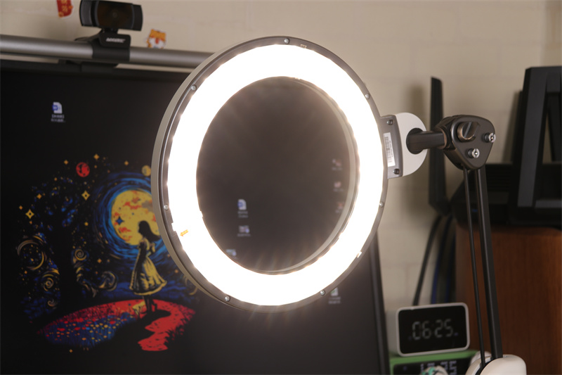 护眼灯推荐，独创NIR红光越用越健康！爱德华天使之光2专科级体验