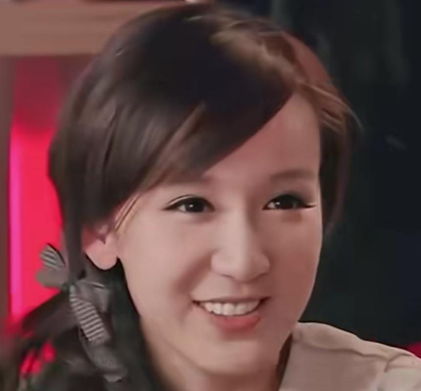 秦岚和柳岩图片,常远舒畅柳岩秦岚刘芸同台演绎