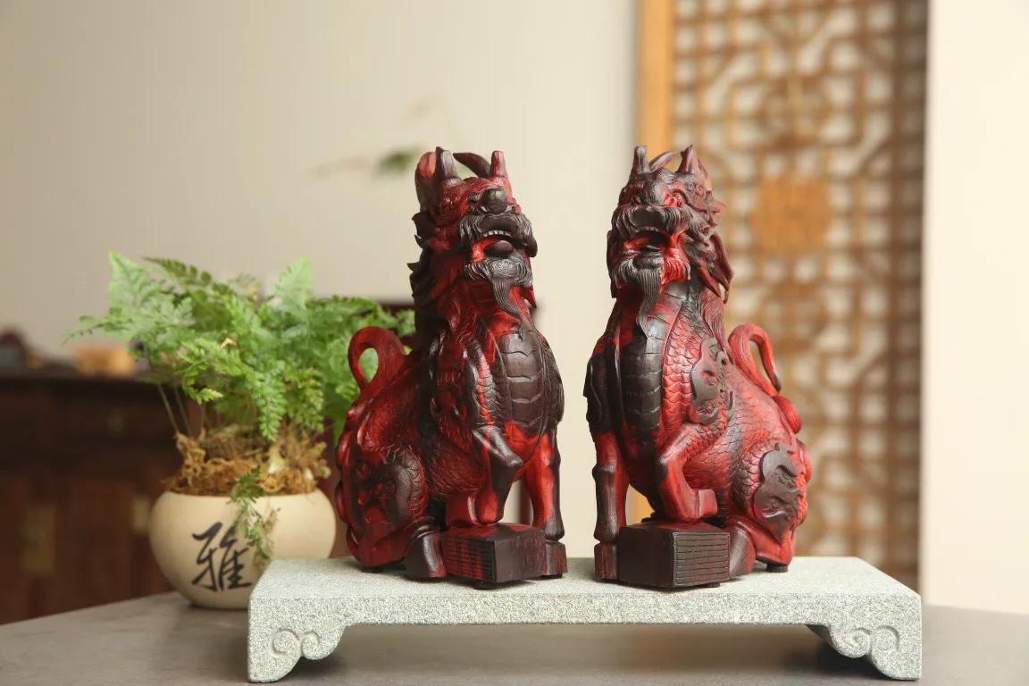 印度小叶紫檀麒麟手把件,印度小叶紫檀麒麟