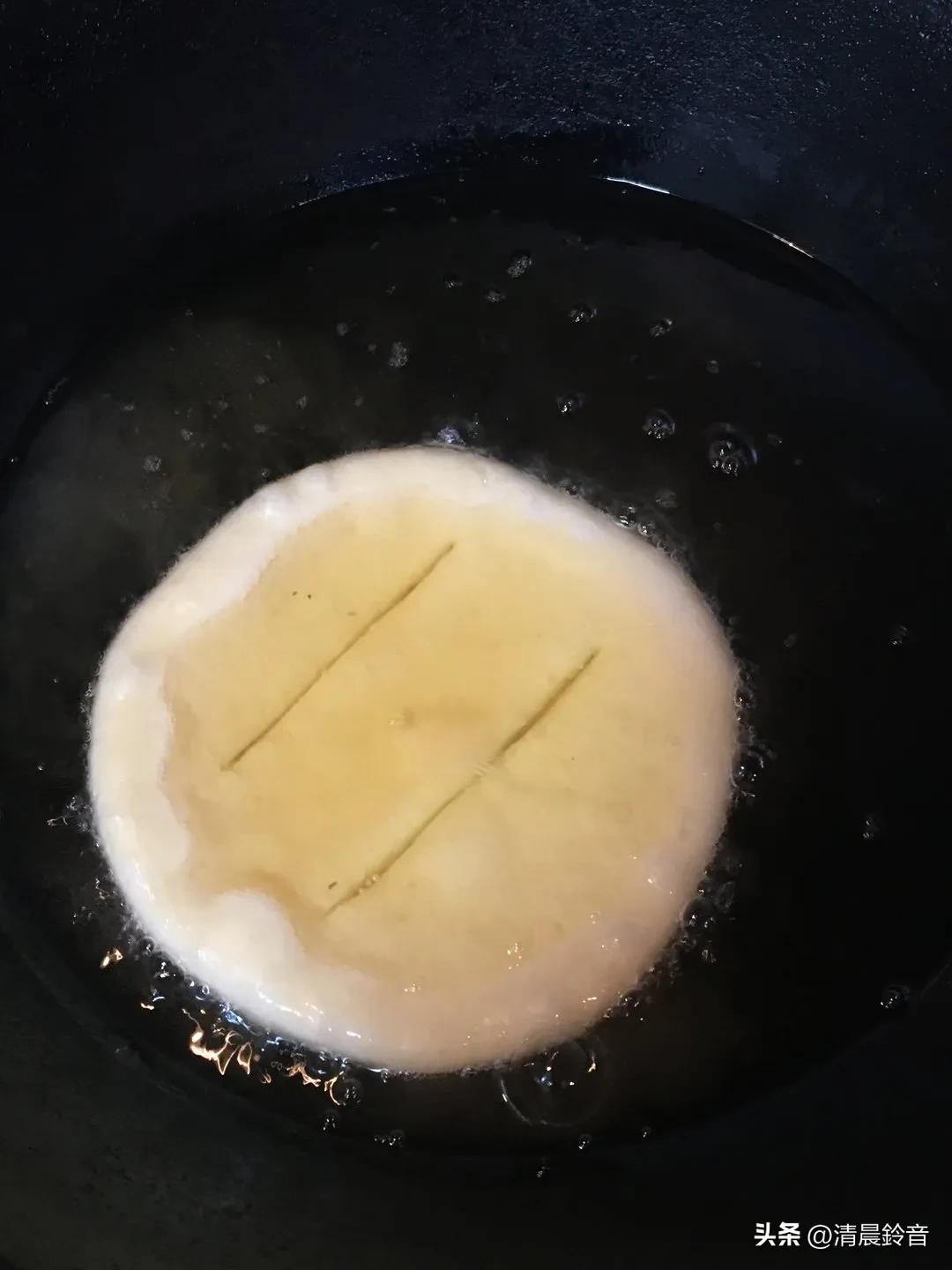 家乡特色美食油饼做法,家乡的美食油饼500字