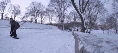 塞进去容易拔出来难,妹子着急死了哈哈哈哈哈哈！真的尴尬啊