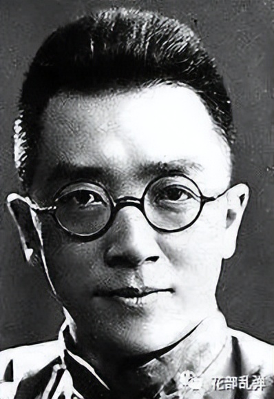 视频：胸罩的兴起·胡适的“*奶大**奶主义”·天乳运动