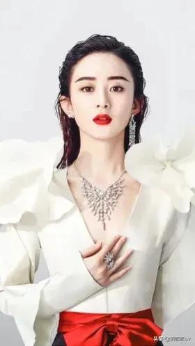 国家点名表扬的8位明星小视频,被央视点名表扬的年轻明星