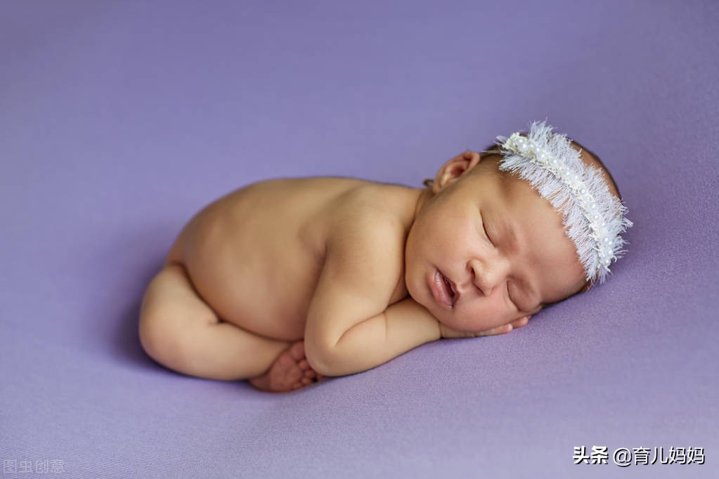 婴儿喜欢趴着睡是肠胃不好吗,宝宝趴睡是因为脾胃不舒服吗