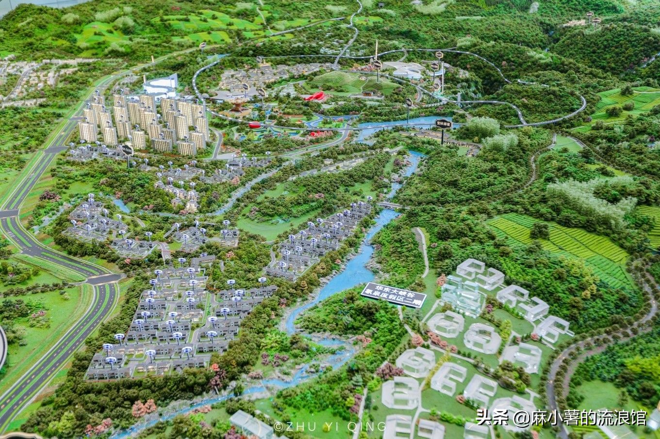 泰顺泡温泉度假,温州泰顺大峡谷温泉