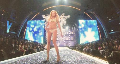 中世纪紧身胸衣,欧洲紧身胸衣样式