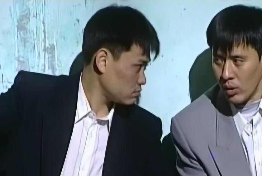 担心自己官位不保,“劳模”主任*杀暗**竞争对手:花两万五做掉他