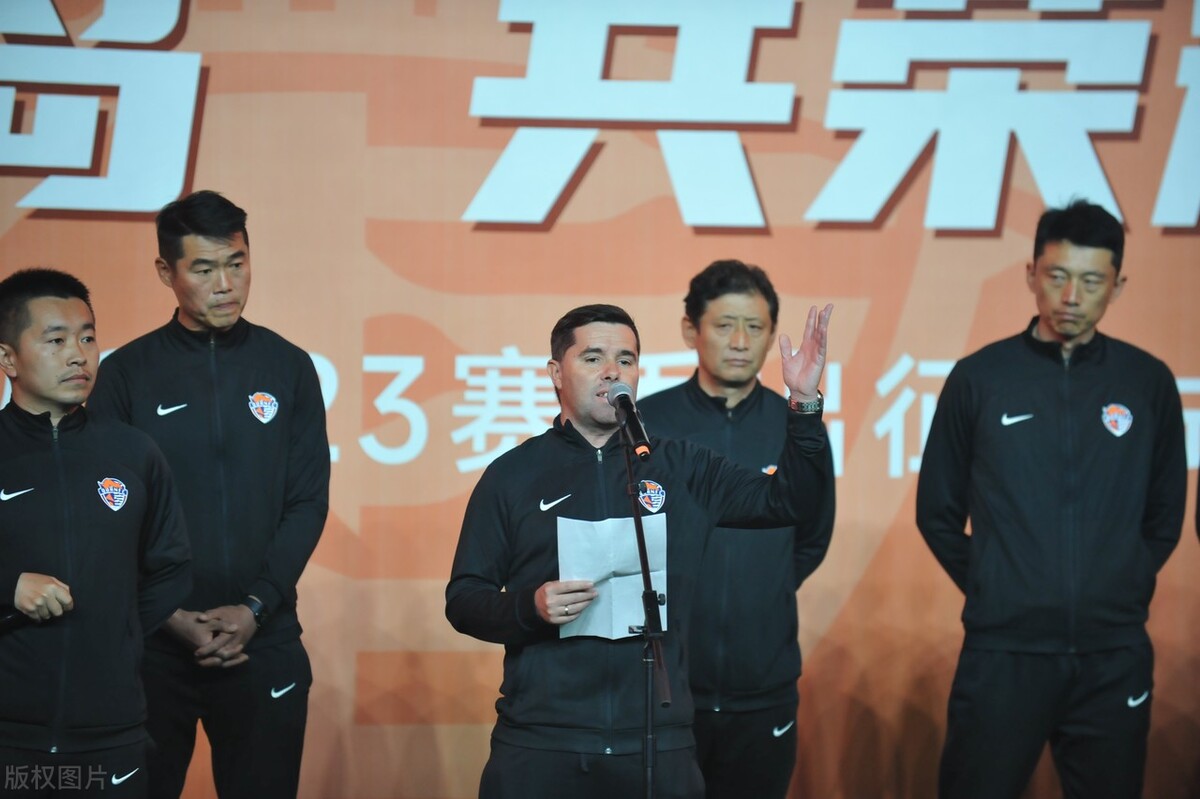 青岛海牛队赛前新闻发布会,青岛海牛队首发阵容