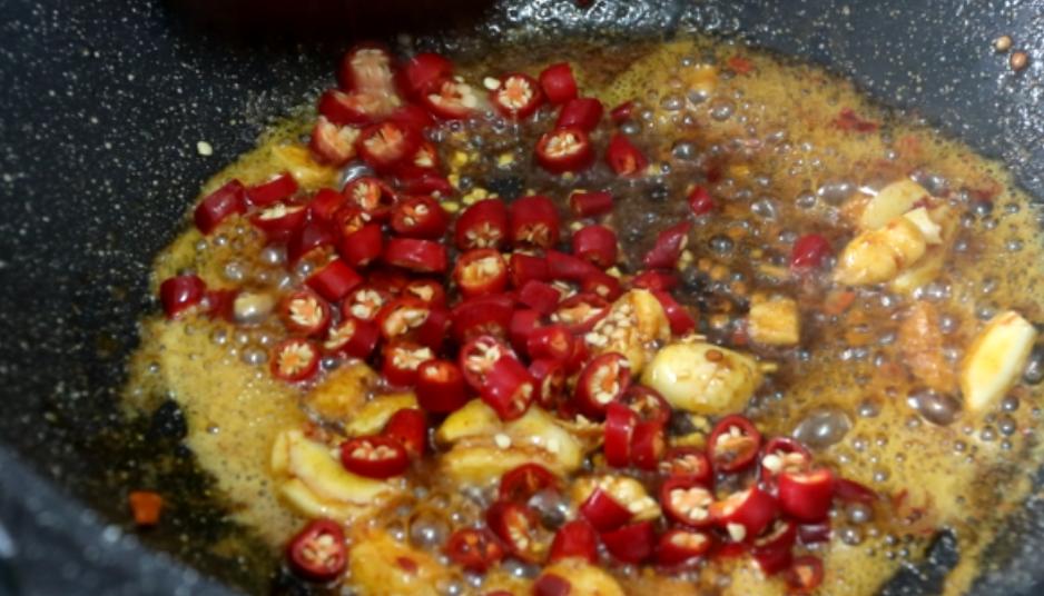 洗蛤蜊的方法,为什么用盐水泡蛤蜊不开口吐沙