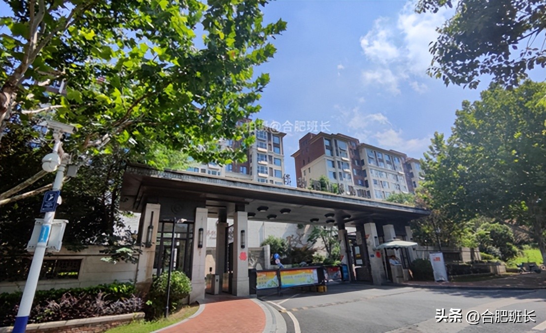 西山林语洋房170大平层装修,乌鲁木齐市保利西山林语洋房价格