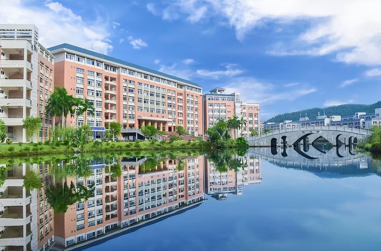 广东理工职业学院今年不招吗,广东理工学院为啥排名逐年下降