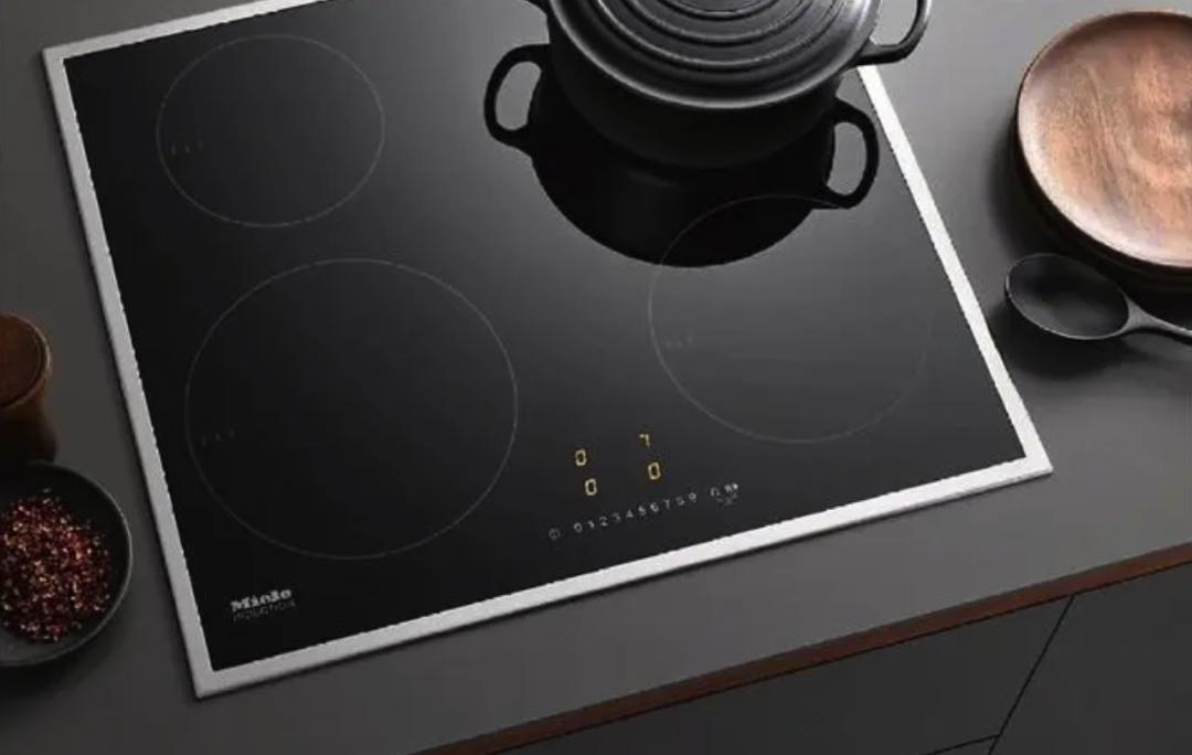 为什么iphone变成外国版了,为什么iphone变成apple