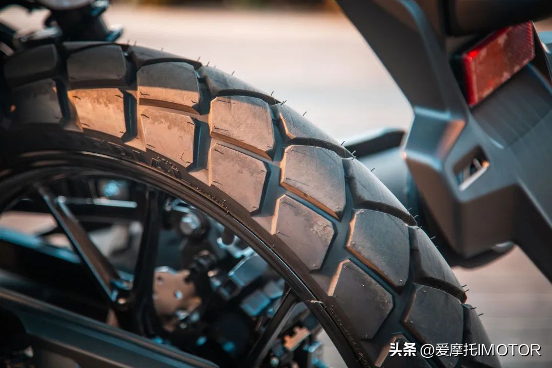雅马哈gt150最新款,雅马哈发布通勤复古车gt150fazer