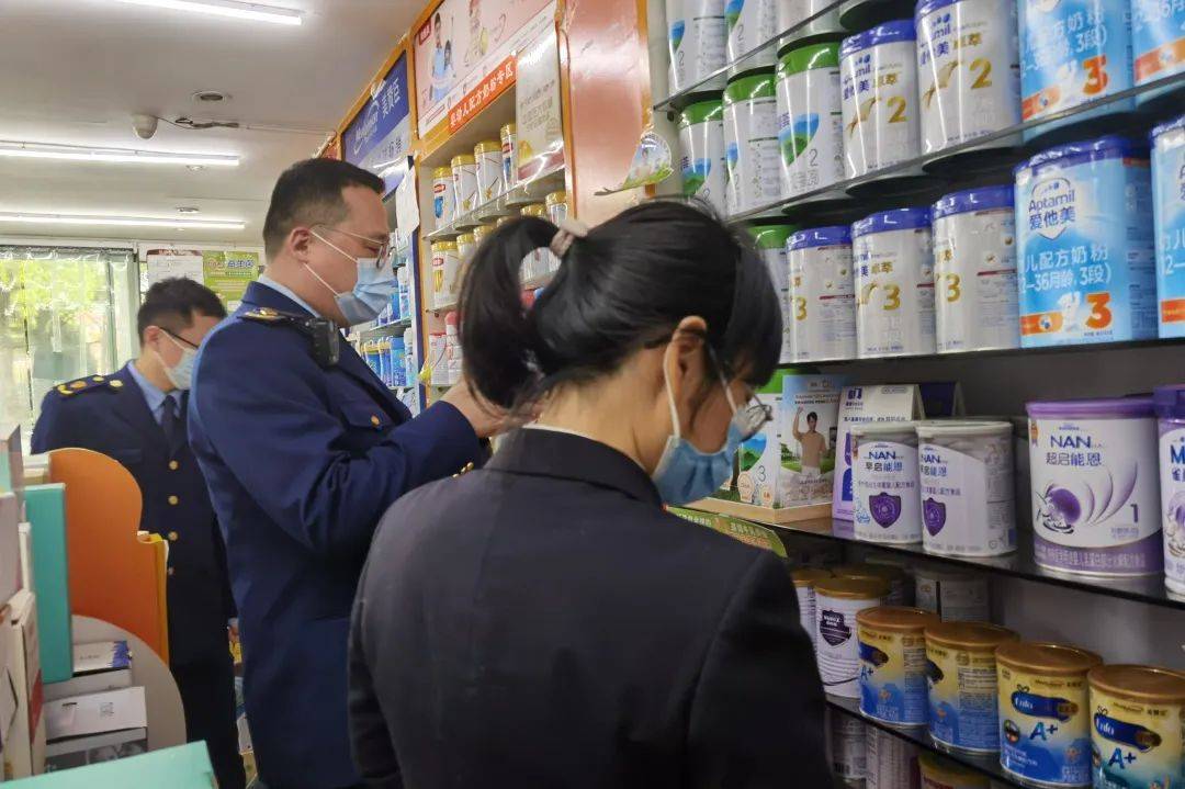 宝宝容易长湿疹适合喝哪种奶粉,吃了氨基酸奶粉还是有湿疹怎么办