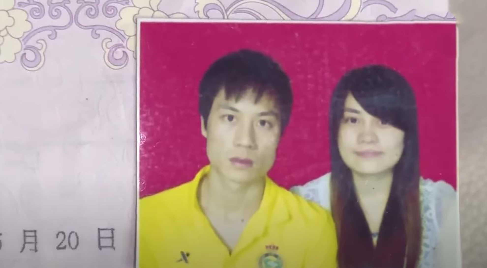 丈夫投资失败妻子摆摊还债,丈夫向妻子娘家借钱创业