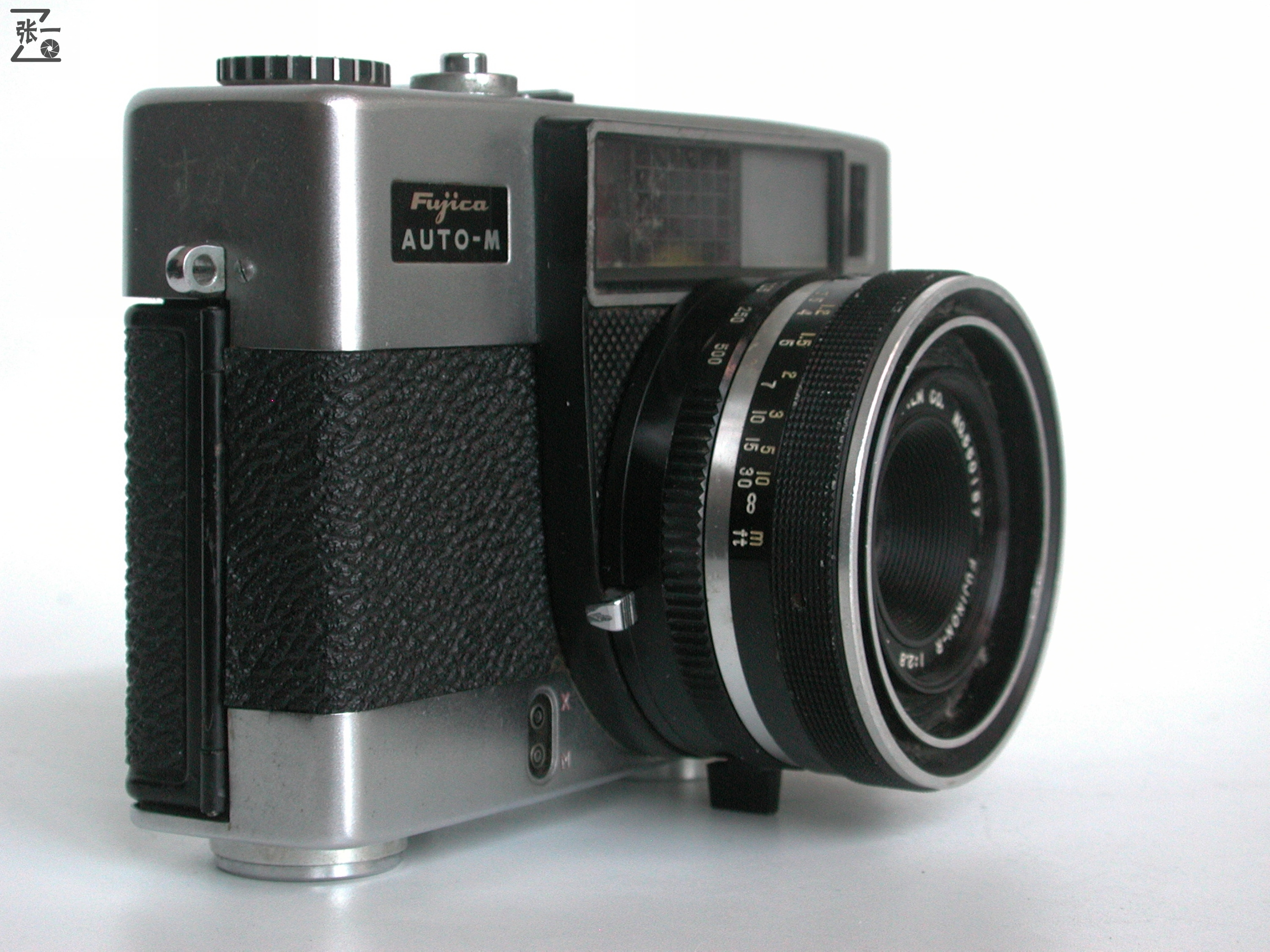 倒片旋钮在机身侧面的日本Fujica35Auto-M旁轴相机!1962年问世
