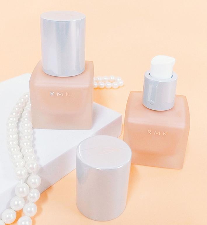 少瑕疵混油皮公认最好的粉底液,混油皮最好用的粉底液推荐