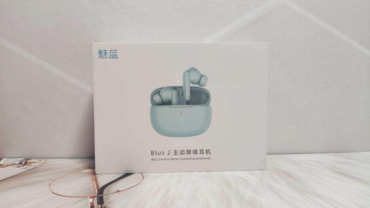 魅蓝blus2主动降噪耳机拆解,魅蓝blus2主动降噪耳机性价比