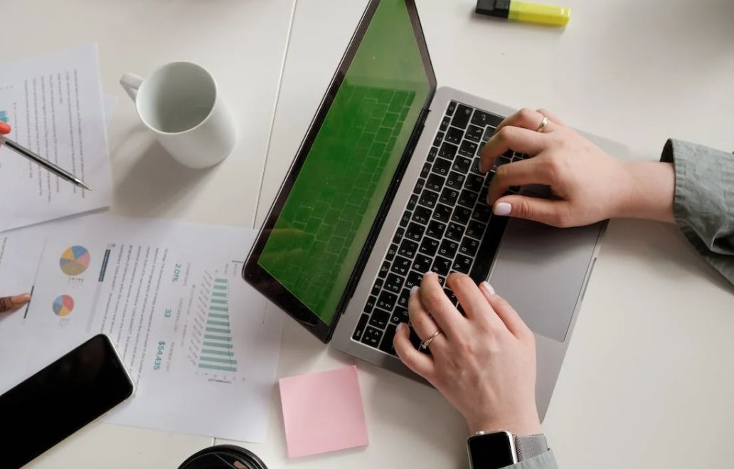 手提电脑租赁公司性价比高,办公电脑租赁质量可靠