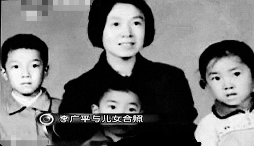 2000年，老汉移植小伙心脏性情大变，疯狂作诗99首，做梦被人追杀