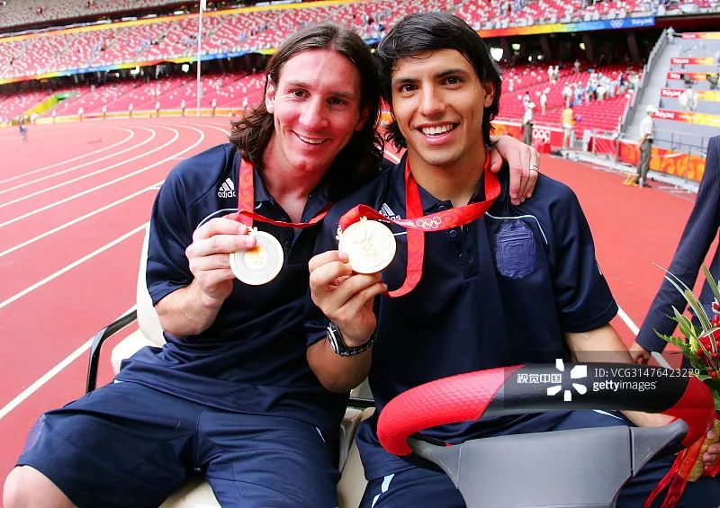 梅西从此在球迷心中比肩马拉多纳,梅西我现在不慌了