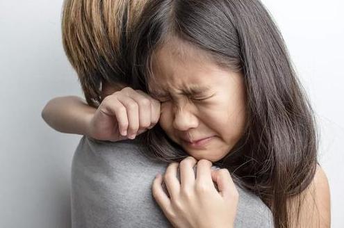 上幼儿园哭闹家长该怎么做,宝宝不爱去幼儿园每天哭闹怎么办